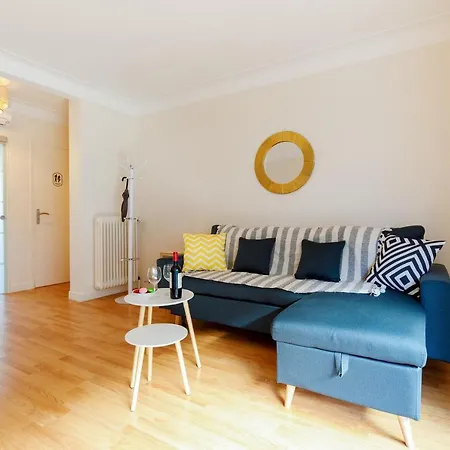 A Yourhosthelper Appartement