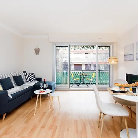 Apartment A Yourhosthelper *